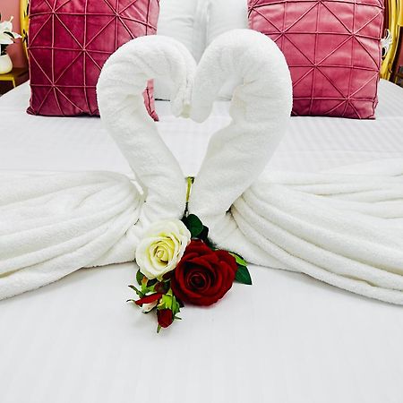 City And Ocean Luxury Apartment Preveza Bagian luar foto