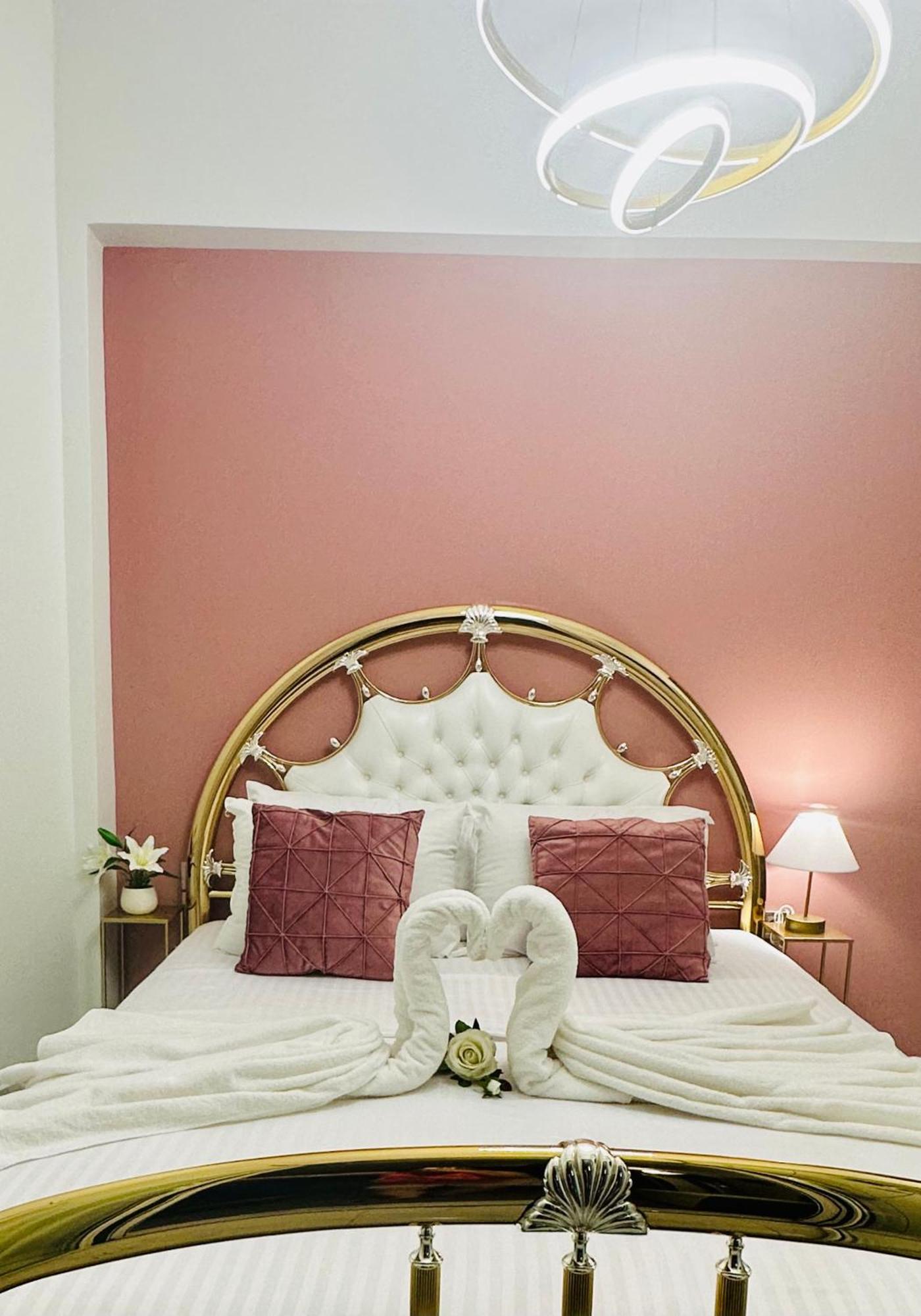 City And Ocean Luxury Apartment Preveza Bagian luar foto